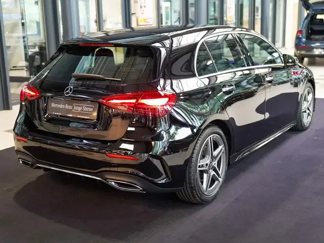Mercedes-Benz A 220