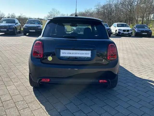 MINI Cooper SE