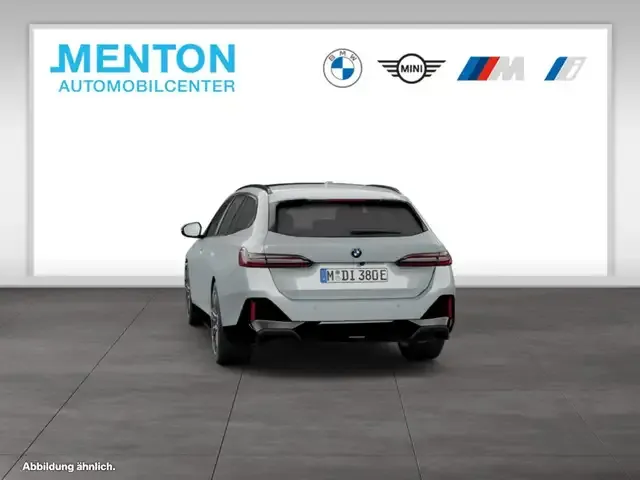 BMW i5