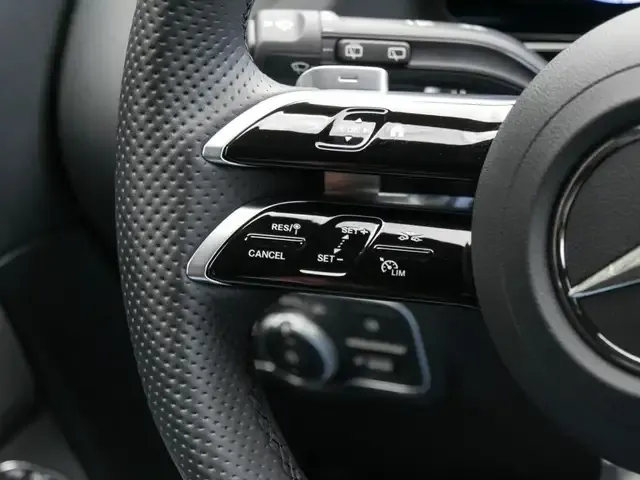 Mercedes-Benz EQA 350