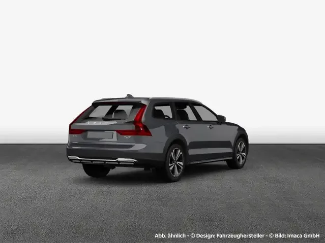 Volvo V90 Cross Country