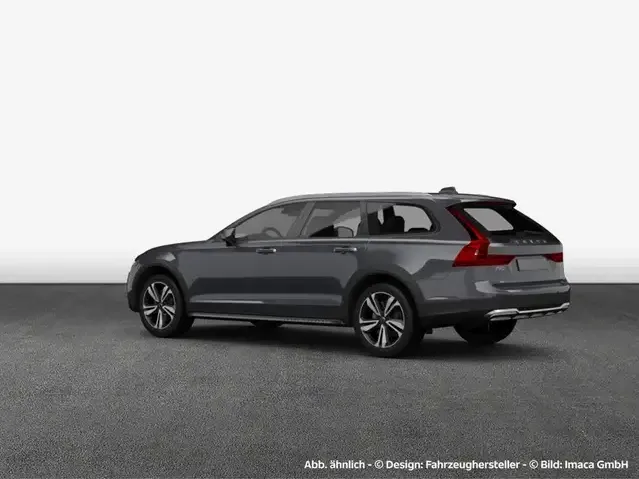 Volvo V90 Cross Country