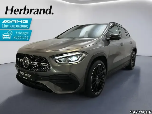 Mercedes-Benz GLA 250
