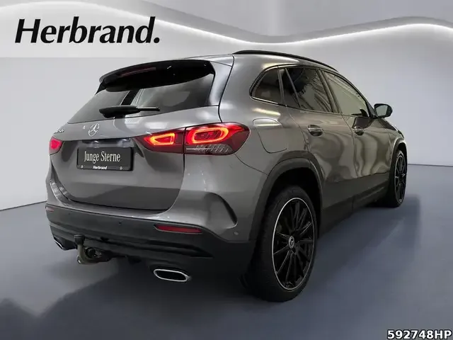 Mercedes-Benz GLA 250