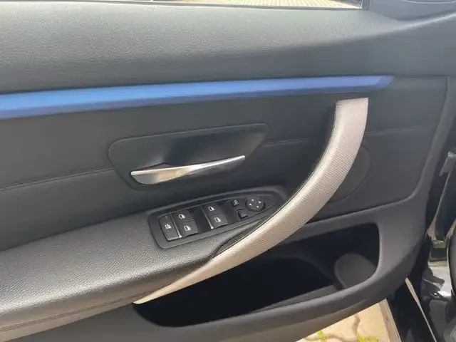 BMW 418