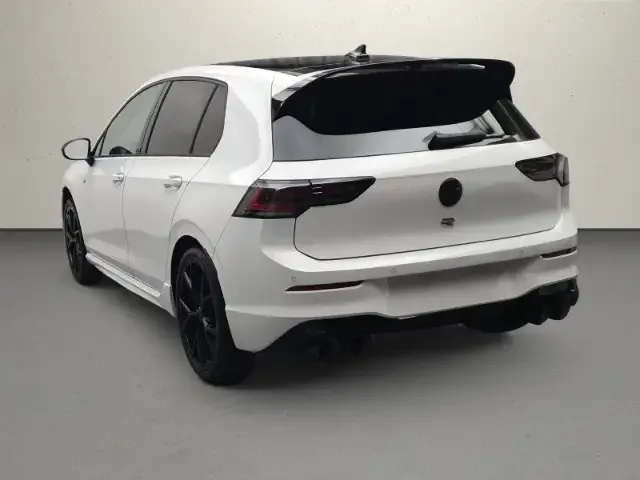 Volkswagen Golf R