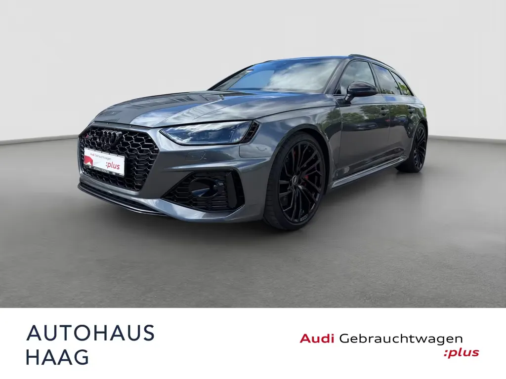Audi RS4