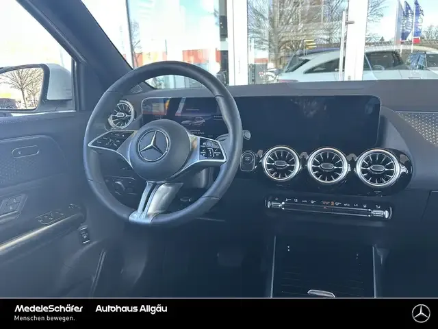 Mercedes-Benz EQA 350