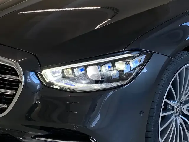 Mercedes-Benz S 500