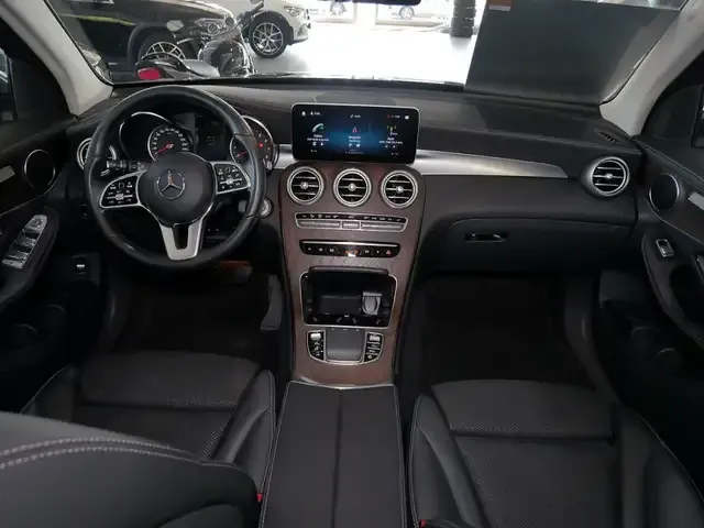 Mercedes-Benz GLC 200