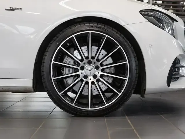 Mercedes-Benz E 53 AMG