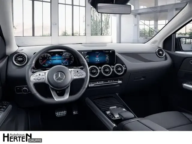 Mercedes-Benz B 220