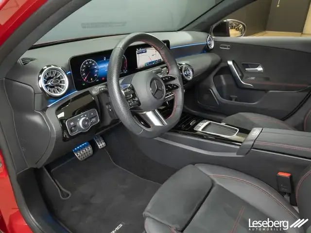 Mercedes-Benz A 220