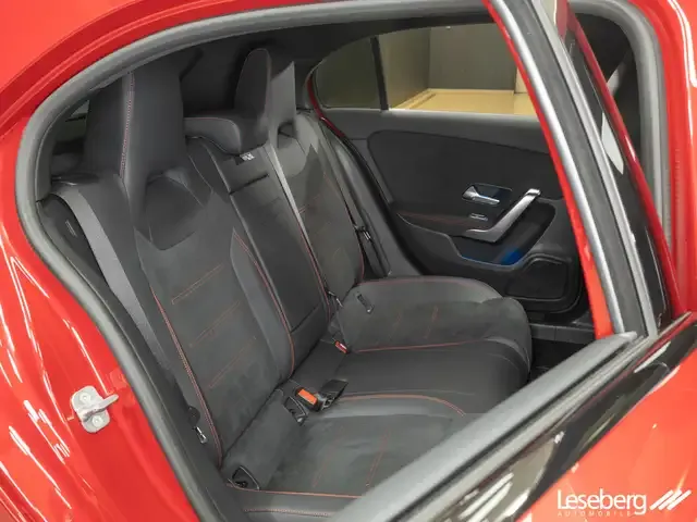 Mercedes-Benz A 220