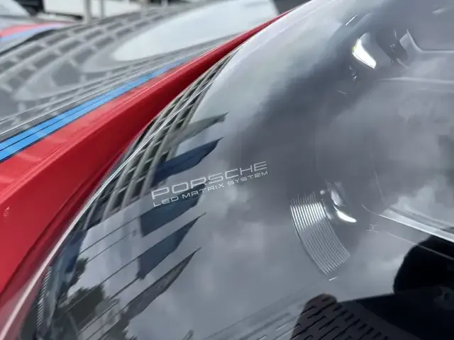Porsche 992