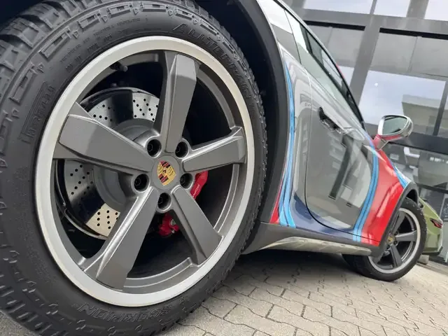 Porsche 992