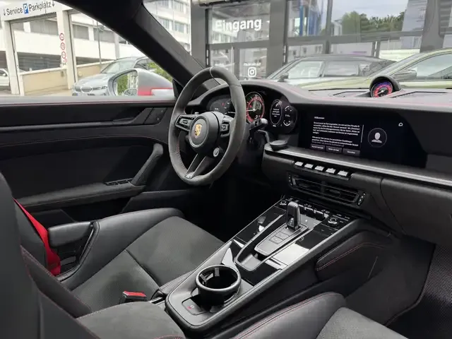Porsche 992