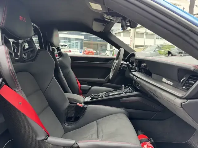 Porsche 992
