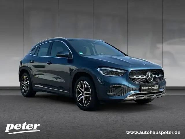 Mercedes-Benz GLA 250