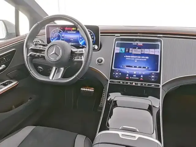 Mercedes-Benz EQE 300