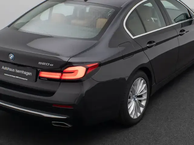 BMW 520