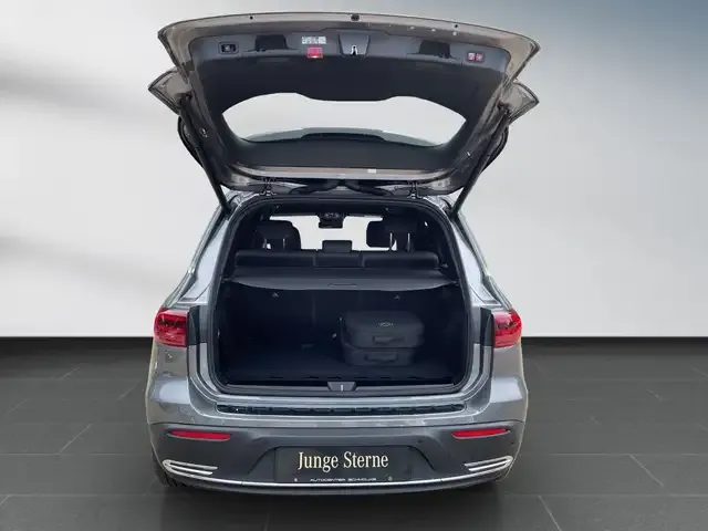 Mercedes-Benz EQB 300