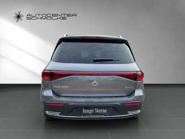Mercedes-Benz EQB 300