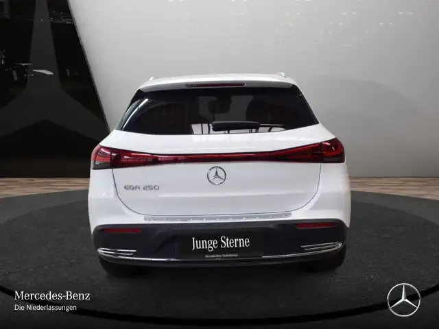 Mercedes-Benz EQA 250