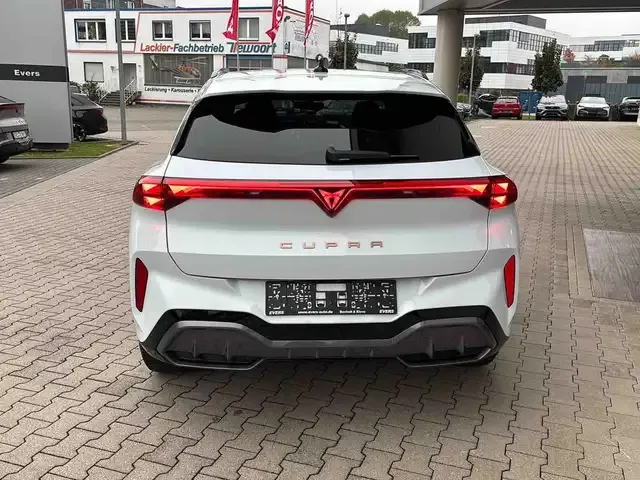 CUPRA Terramar