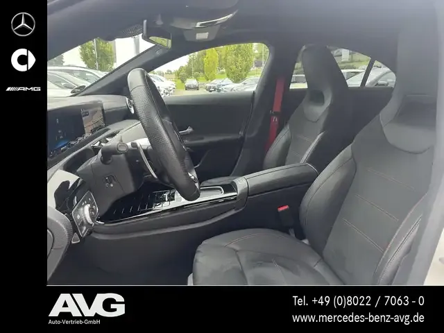 Mercedes-Benz CLA 35 AMG
