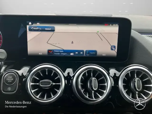 Mercedes-Benz GLA 200