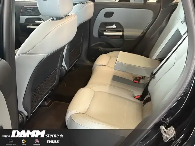 Mercedes-Benz EQA 300