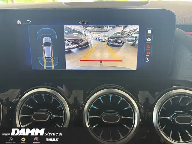 Mercedes-Benz EQA 300