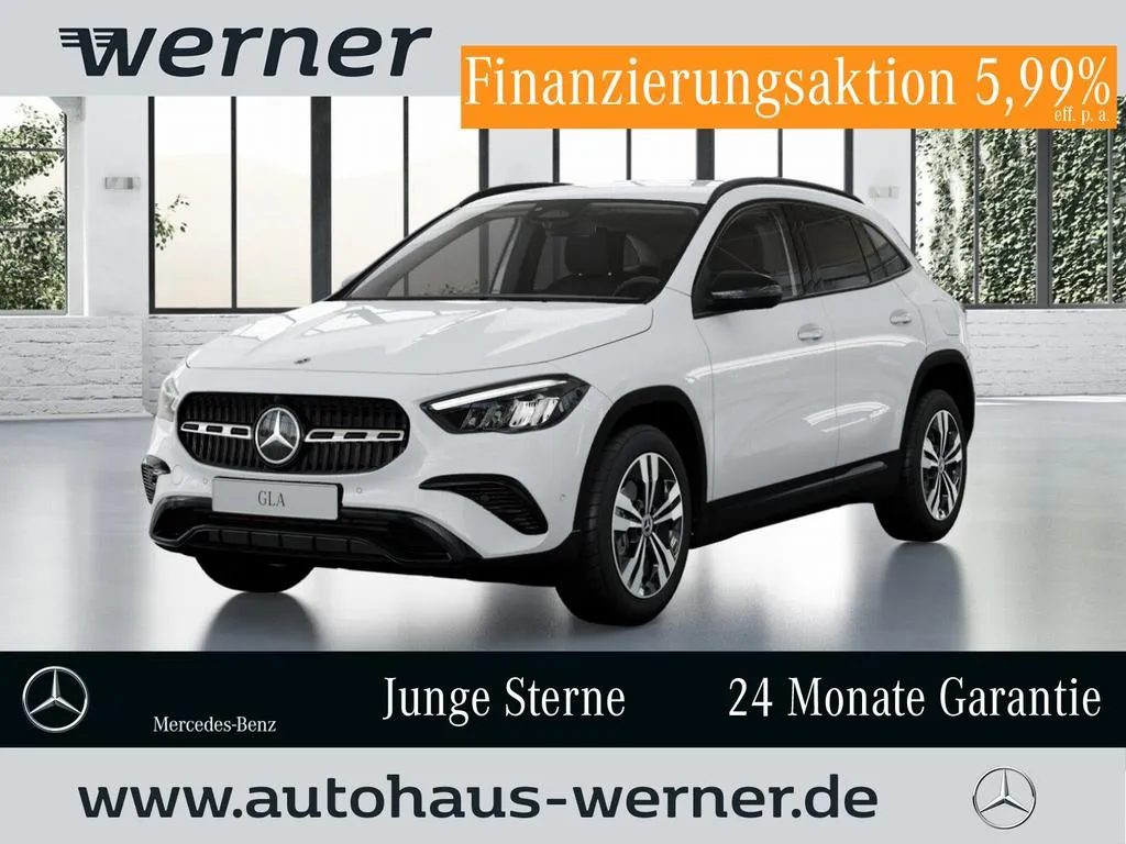 Mercedes-Benz GLA 200