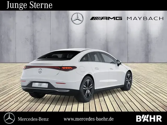 Mercedes-Benz EQE 300