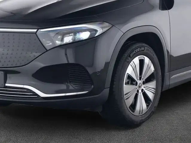 Mercedes-Benz EQA 300