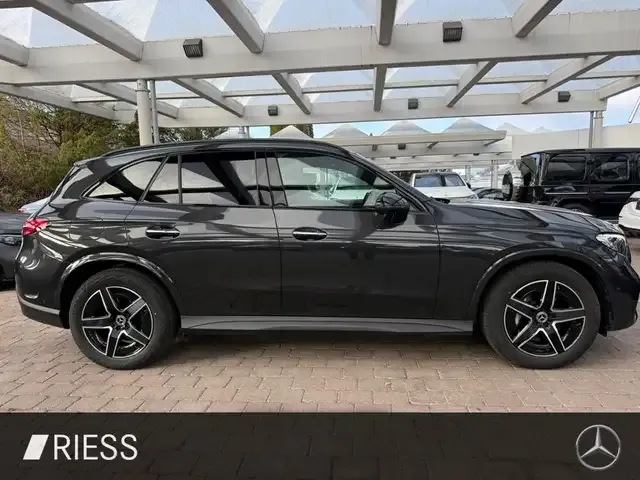 Mercedes-Benz GLC 220