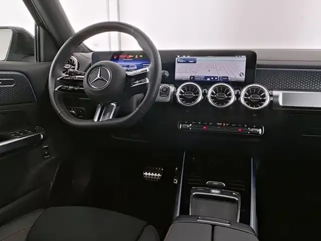Mercedes-Benz EQB 250
