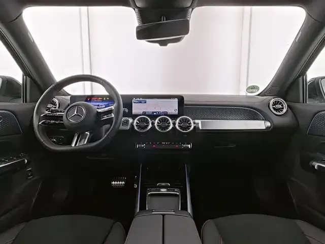 Mercedes-Benz EQB 250