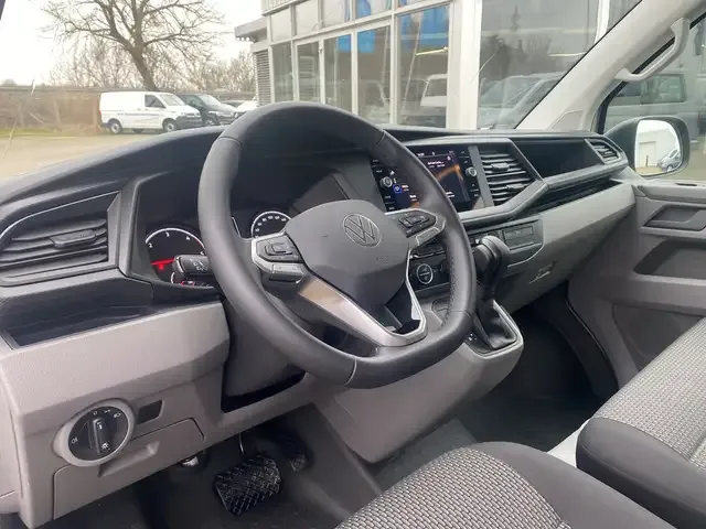 Volkswagen T6 Caravelle