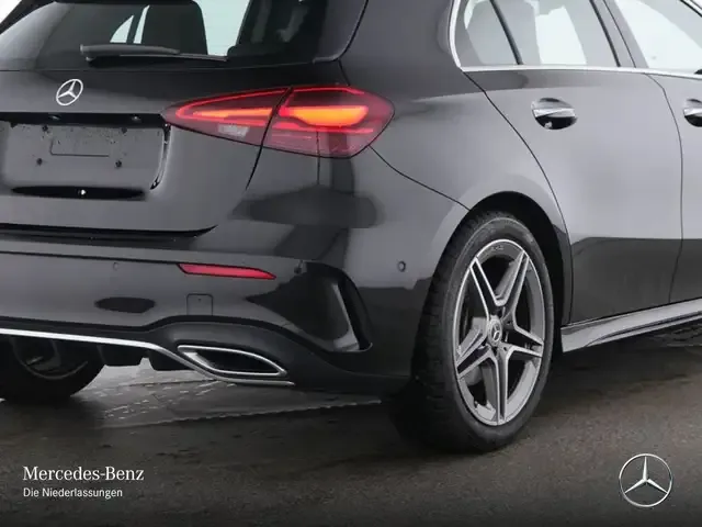 Mercedes-Benz A 220