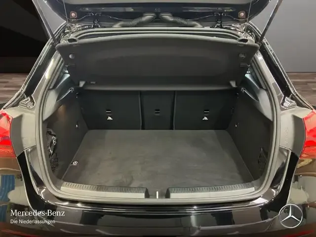 Mercedes-Benz A 220
