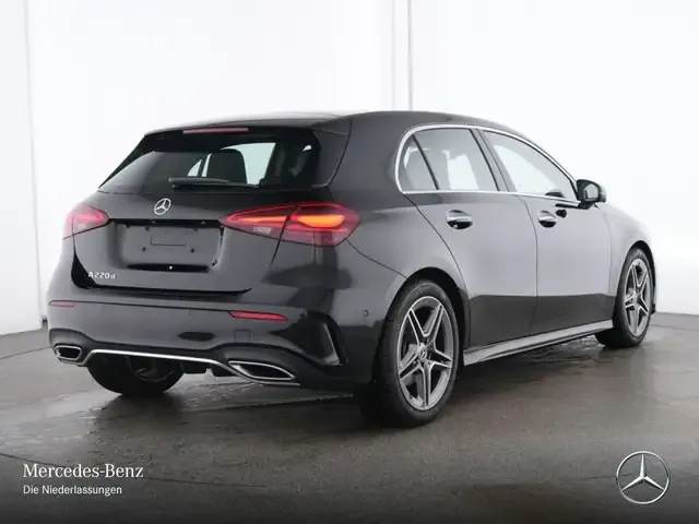 Mercedes-Benz A 220