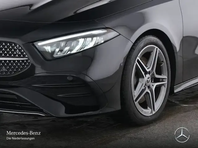 Mercedes-Benz A 220