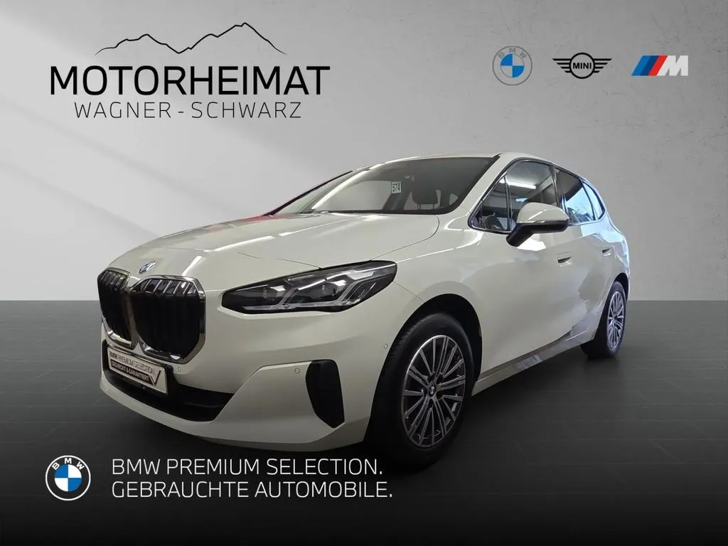 BMW 220