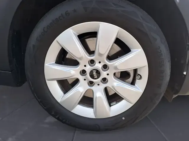 MINI Cooper SE Countryman