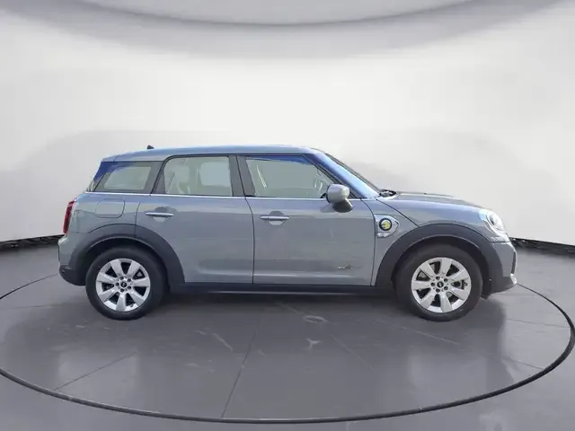 MINI Cooper SE Countryman