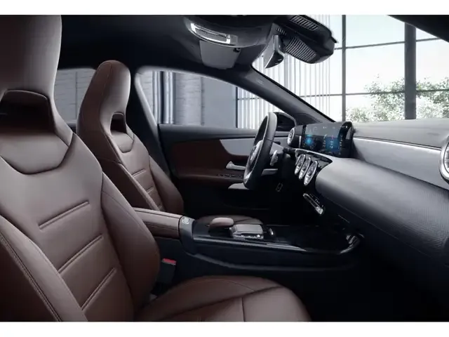 Mercedes-Benz CLA 220