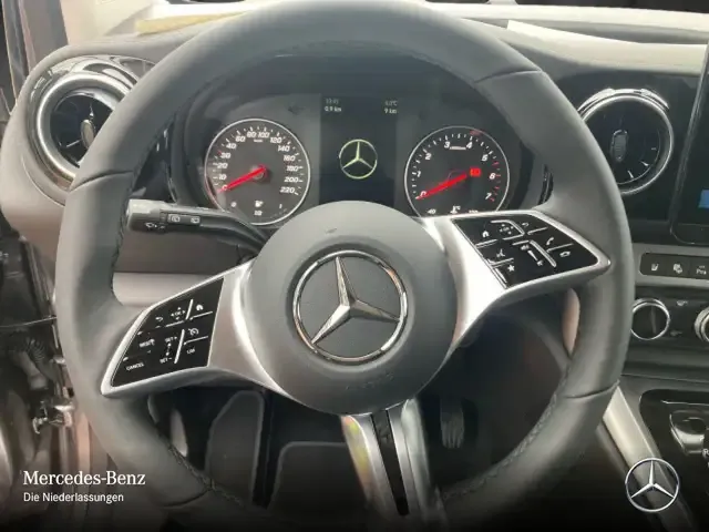 Mercedes-Benz T-Class