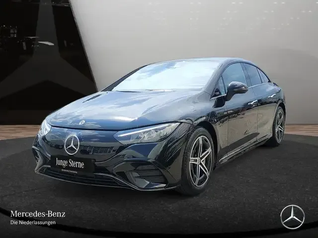Mercedes-Benz EQE 300